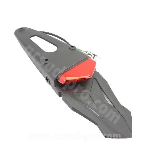 PORTA MATRÍCULA + LUZ LED ROJA HOMOLOGADA TNT R: 541300C