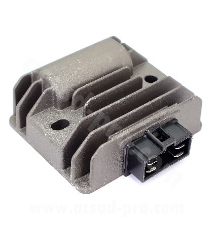 REGULADOR YAMAHA 600 FZ6 FAZER 2004-2008 / TMAX 500 2004-2007 / TMAX 530 2012-2019 / TMAX 560 DESDE 2020 R: 180352E