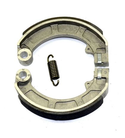 JUEGO ZAPATAS TRASERAS VESPA 150 / 200 CC. - AGPA - R: M263